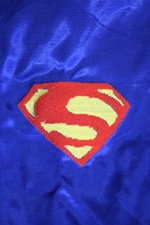 supermand broderi på supermandkappen
